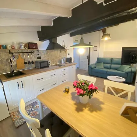 Rurales Calleabajo - 3 Estrellas