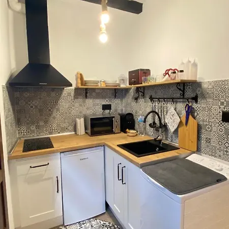 Rurales Calleabajo - 3 Estrellas *