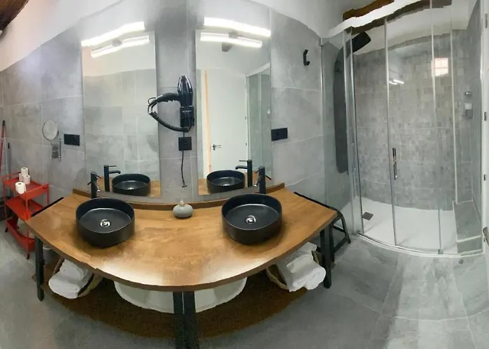 Rurales Calleabajo - 3 Estrellas *