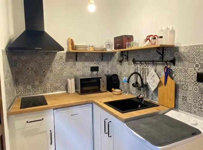 Rurales Calleabajo - 3 Estrellas *